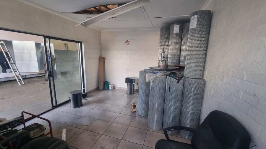 To Let commercial Property for Rent in Montague Gardens Western Cape